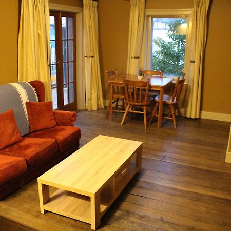 The Tasmanian Inn Хобарт Экстерьер фото