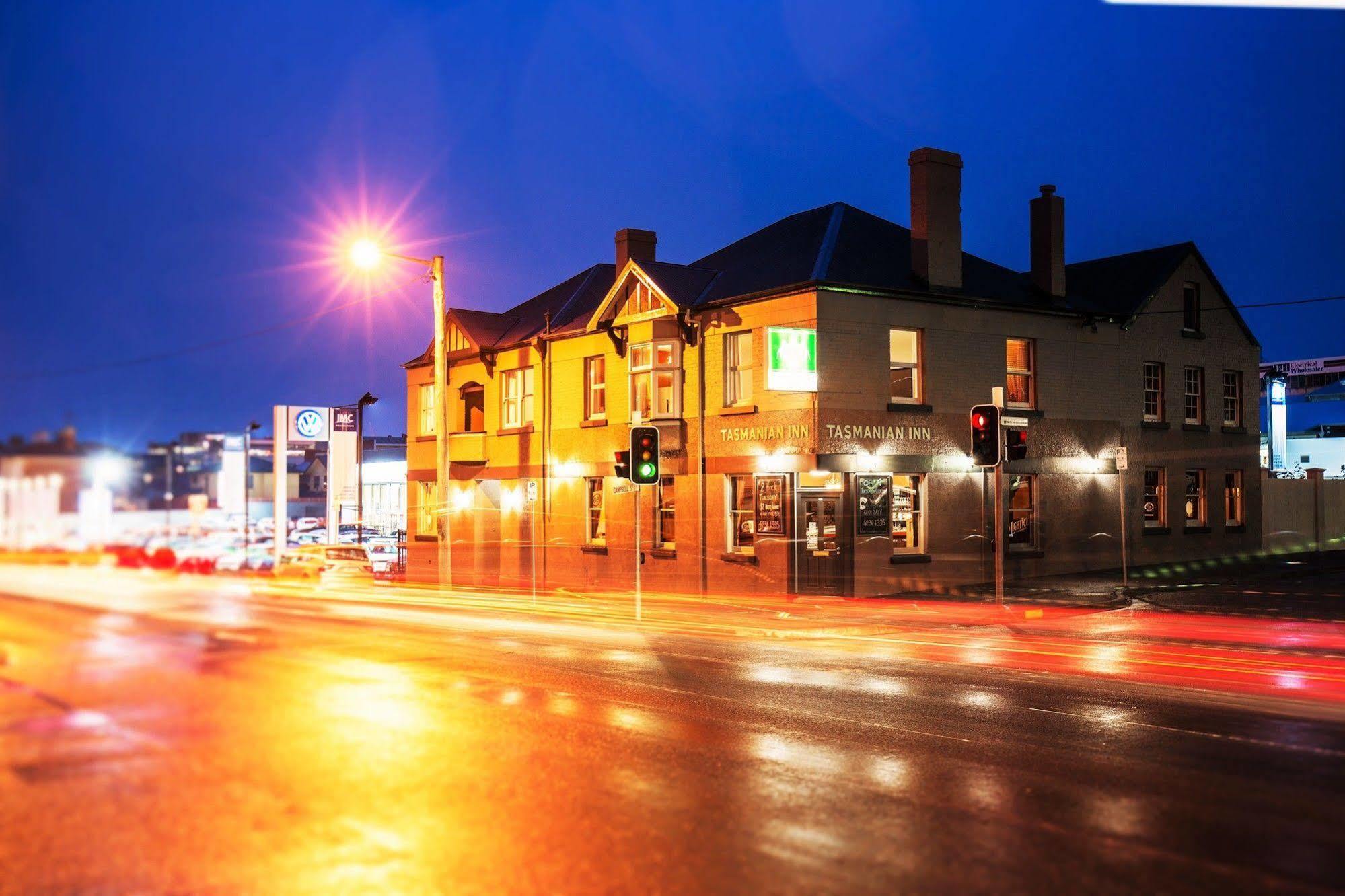 The Tasmanian Inn Хобарт Экстерьер фото